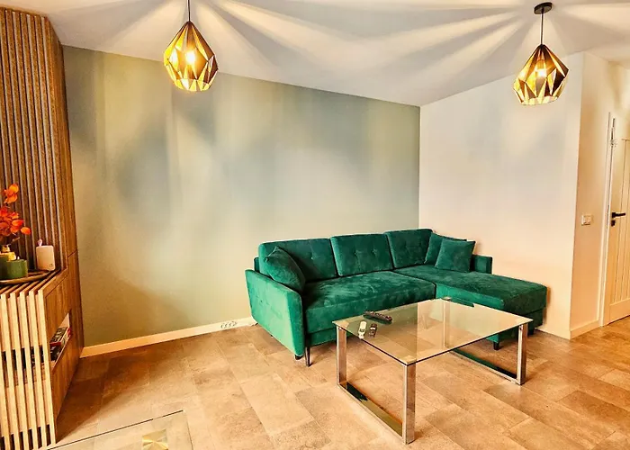 Vision Luxury Marina *