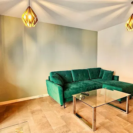 Vision Luxury Marina *